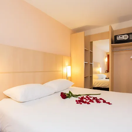 Ibis Centre 3* Κάννες
