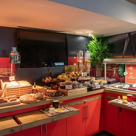 Ξενοδοχείο Ibis Centre 3*