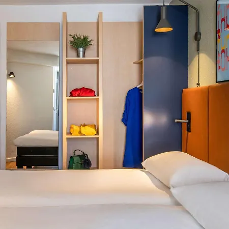 Ξενοδοχείο Ibis Centre 3*